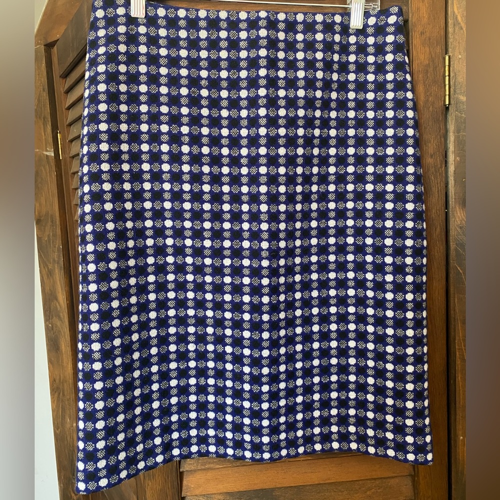 Talbots purple white and black pattern skirt size 8